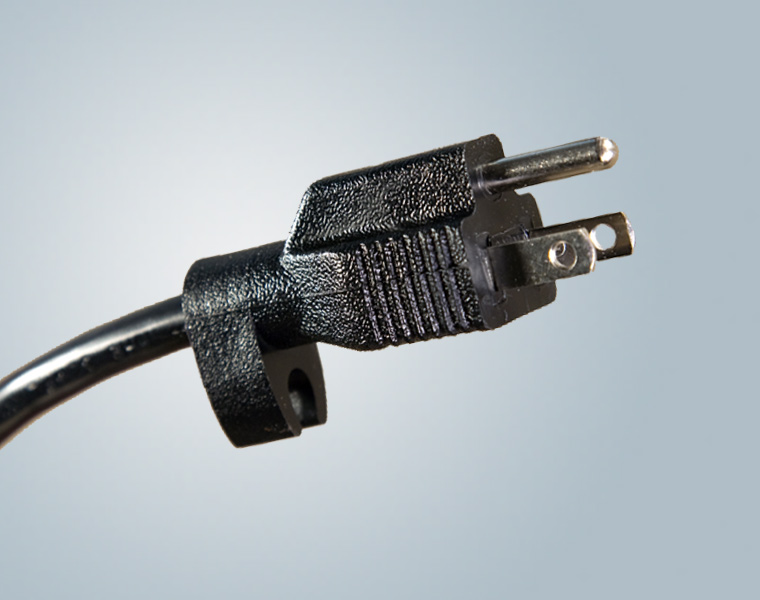 STANDARD PLUG 5-15P WITH CORD GRIP Thumbnail Image